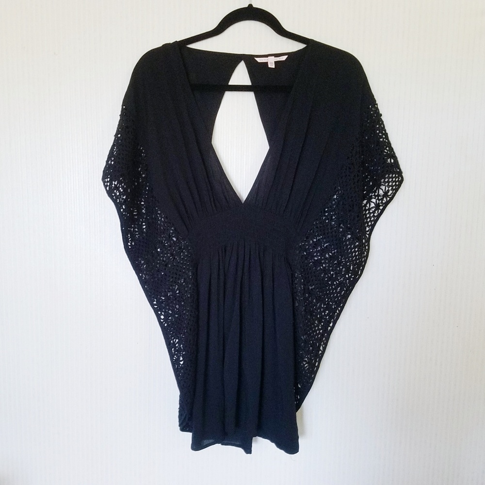 🚚 Moving Sale🚚Victoria's Secret Swimsuit coverup